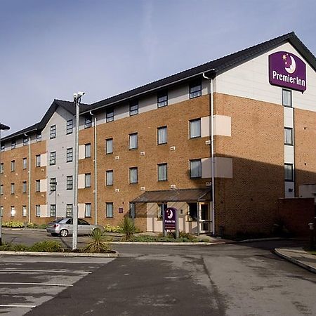 Premier Inn Manchester West Didsbury Exterior photo
